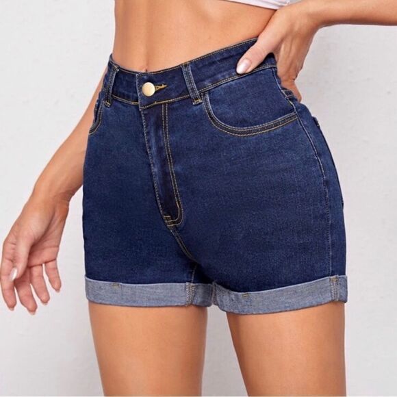 NWT … FOREVER 21 “Size: 24” High Rise Shorts - Picture 2 of 11